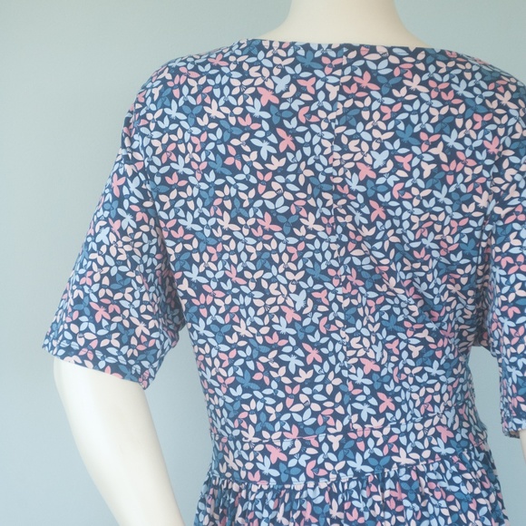 Lands' End Floral Fit & Flare Jersey Stretch Dress - Picture 11 of 12